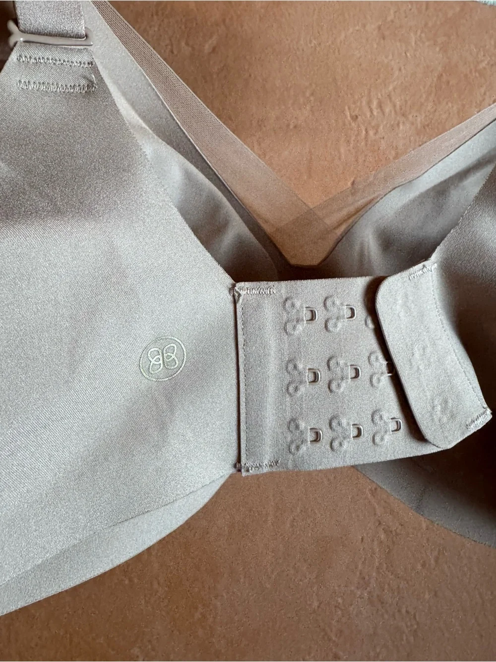 Honeylove Silhouette Bra Size 36D/DD(E) Wireless Support Bra